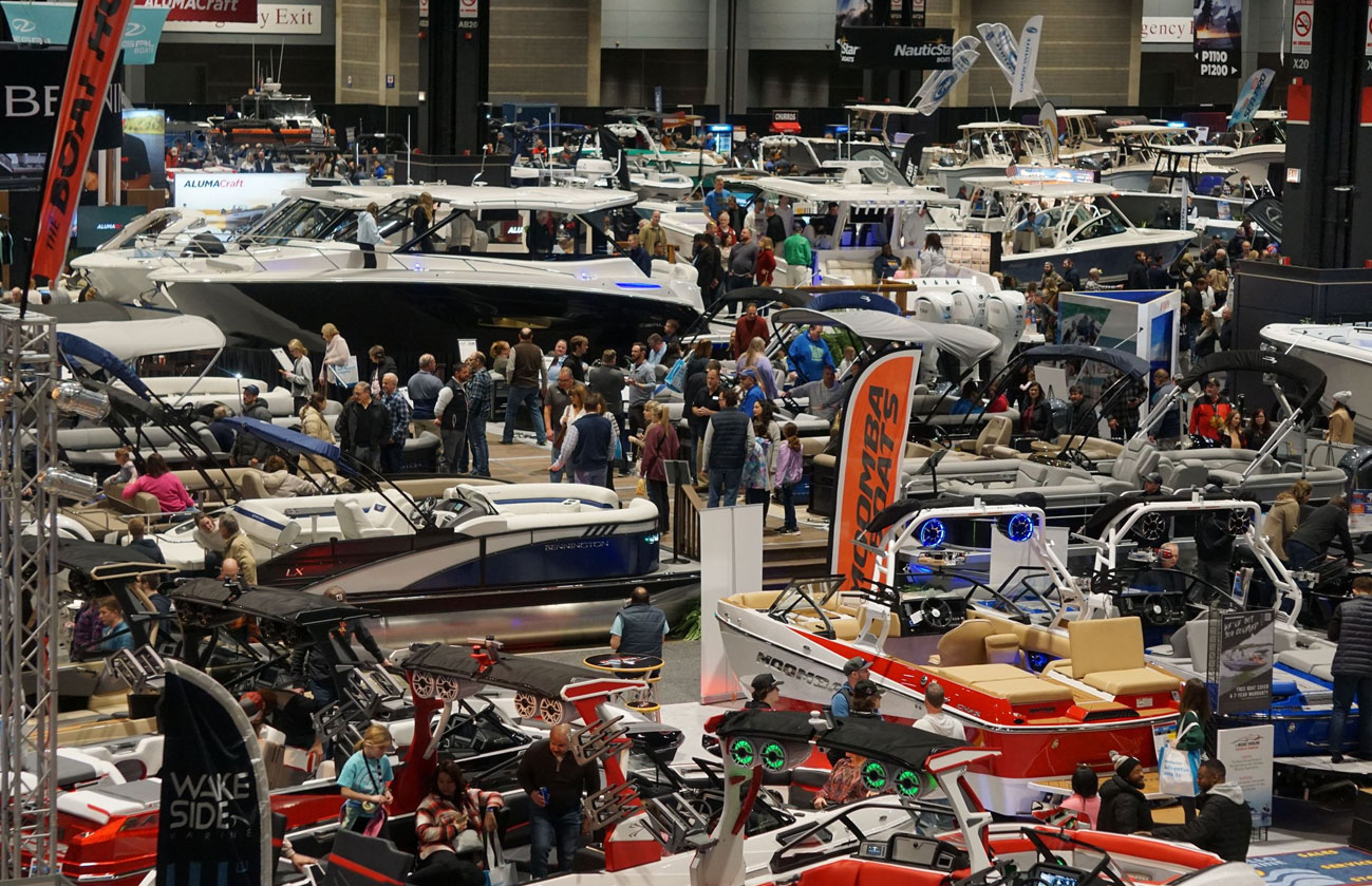 Chicago Boat Show people